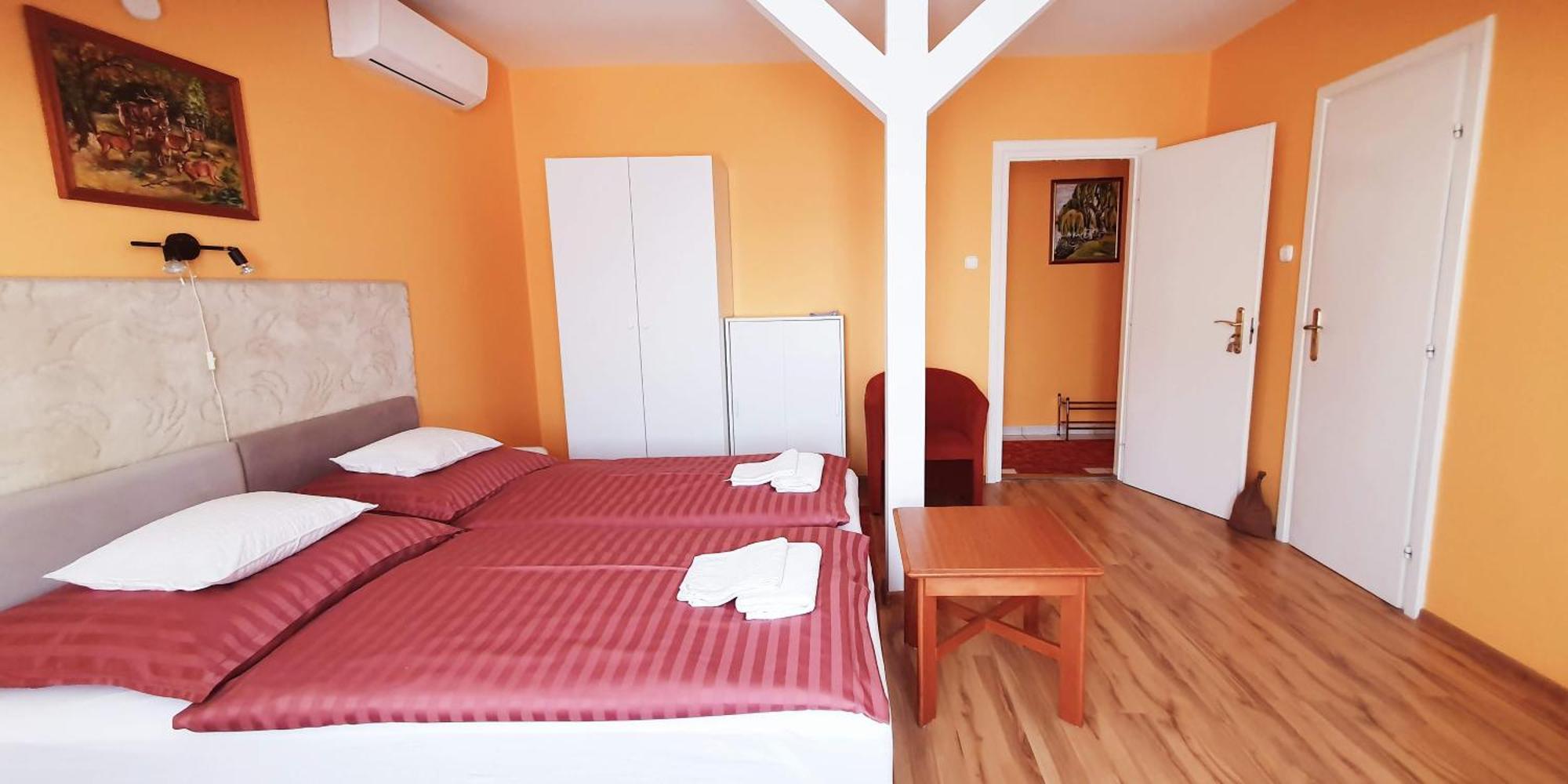 Apart Júlia Villa Hévíz Exterior foto